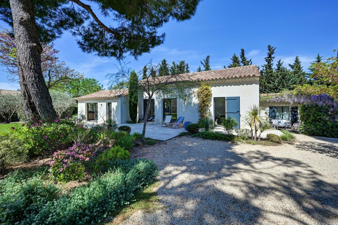 House in Eygalières, Provence-Alpes-Côte d'Azur, France 3 - 14517983