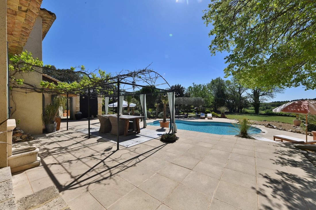 Estate in Uzès, Occitania, France 3 - 17727970