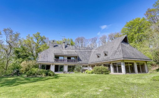 Tenuta a Les Chalets-Saint Aubin-Saint Etienne, Tolosa, Francia 1