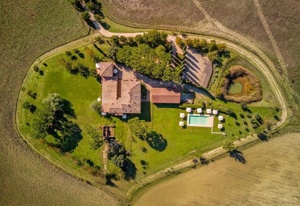 Estate in Monteroni d'Arbia, Tuscany, Italy 2 - 17726816