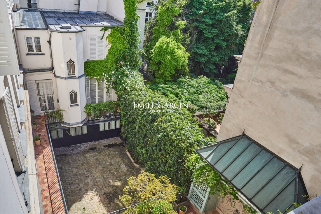 Apartment in Invalides, Paris 7e Arrondissement, Paris 4 - 17503301