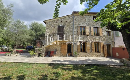 House in Grasse, Provence-Alpes-Côte d'Azur, France 1