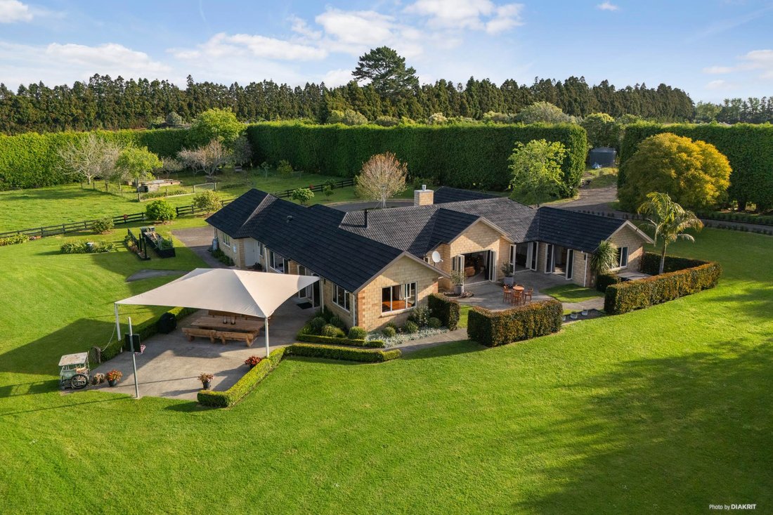 House in Pukekohe Hill, Auckland, New Zealand 3 - 15985754