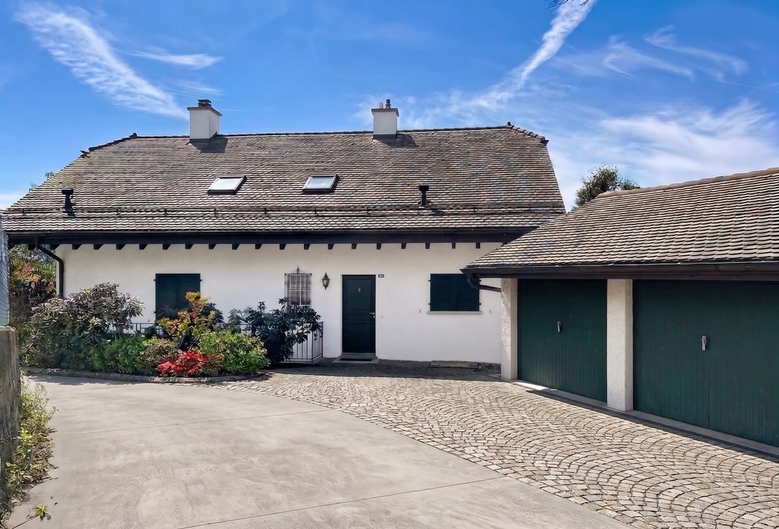 Haus in Bourg-en-Lavaux, Waadt, Schweiz 2 - 17729144