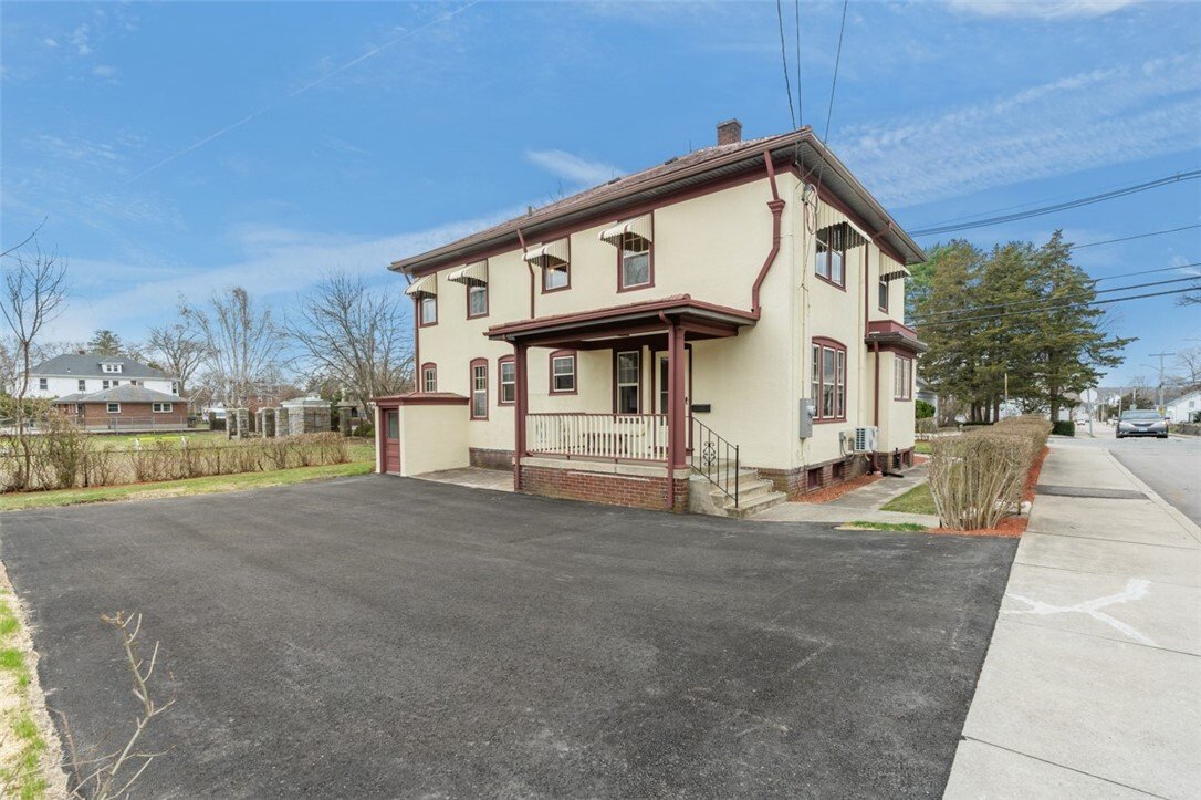 House in Westerly, Rhode Island, United States 5 - 17726569