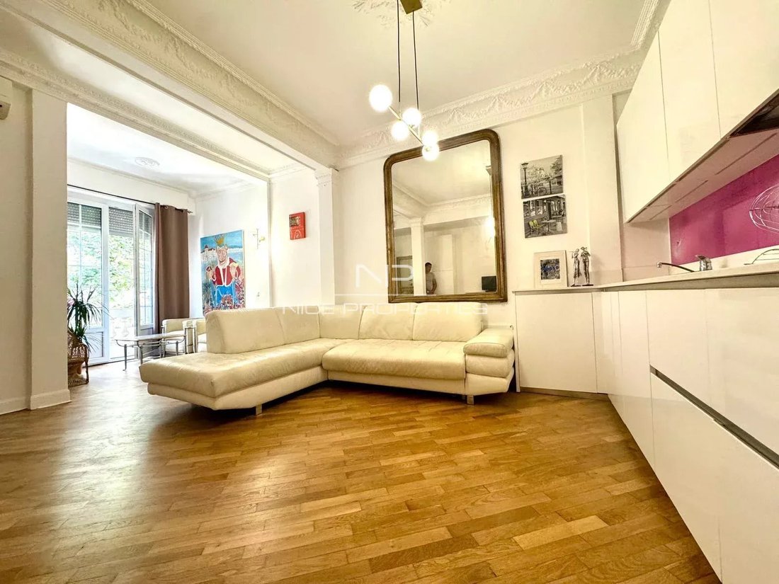 Estate in Nice, Provence-Alpes-Côte d'Azur, France 2 - 17727775