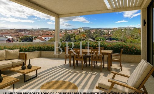 Apartment in Aldo Moro Avenue, Olbia, Italy 1