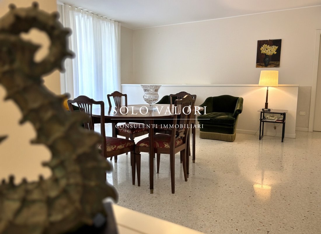 Apartment in Castelfranco Veneto, Veneto, Italy 1 - 17728340