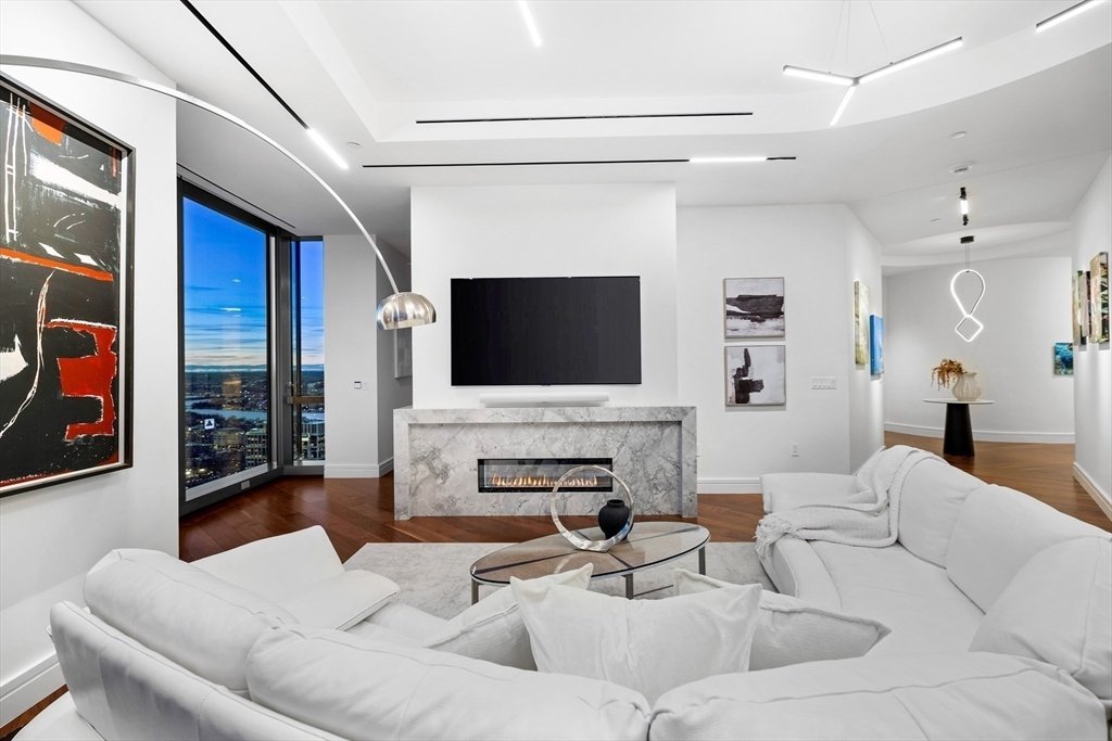 Condo in Boston, Massachusetts, United States 3 - 17381864