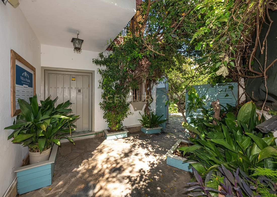 Villa in Marbella, Andalusia, Spain 1 - 17467339