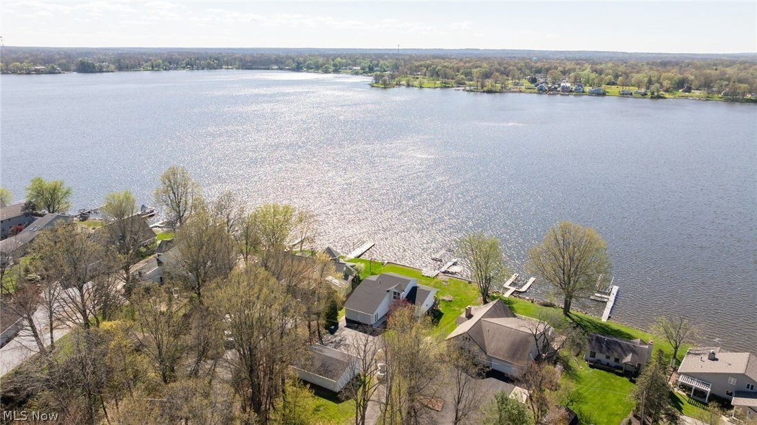 House in Lake Milton, Ohio, United States 4 - 17729791