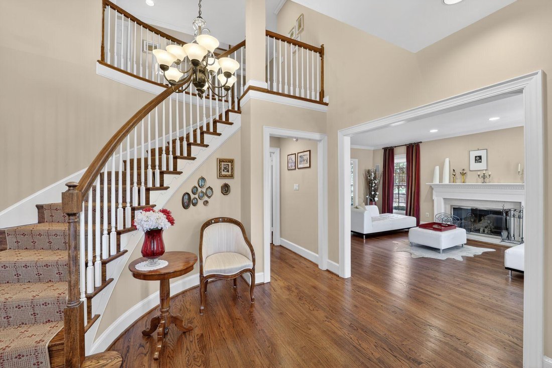 Bethesda, Maryland, United States 5 - 17726328