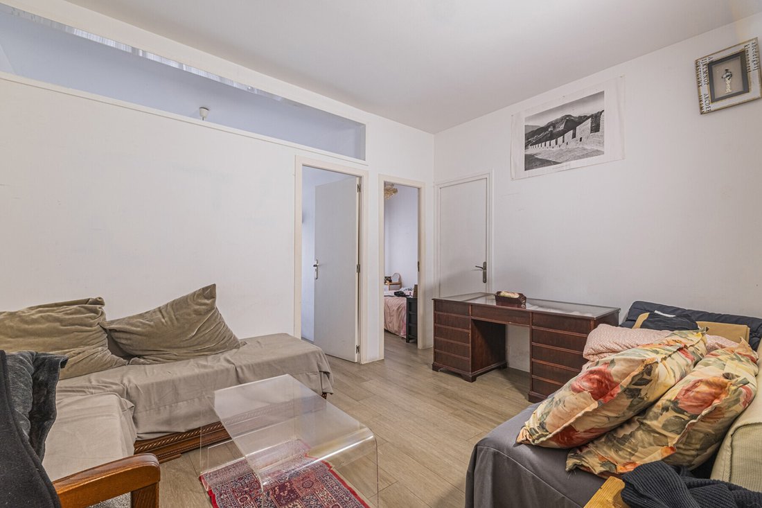 Apartment in Eixample, Barcelona, Spain 3 - 17732118