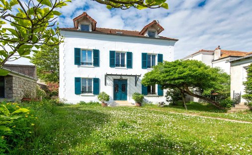Residenza a Adamville, Saint-Maur-des-Fossés, Francia 1