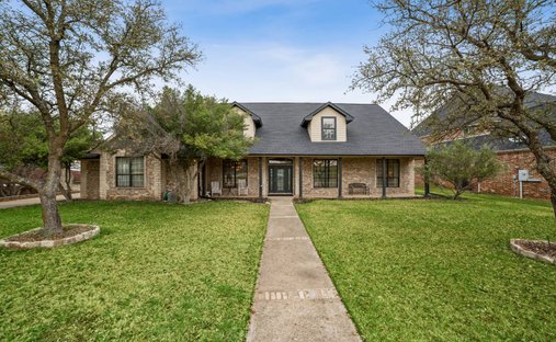 House in Granbury, Texas, United States 1