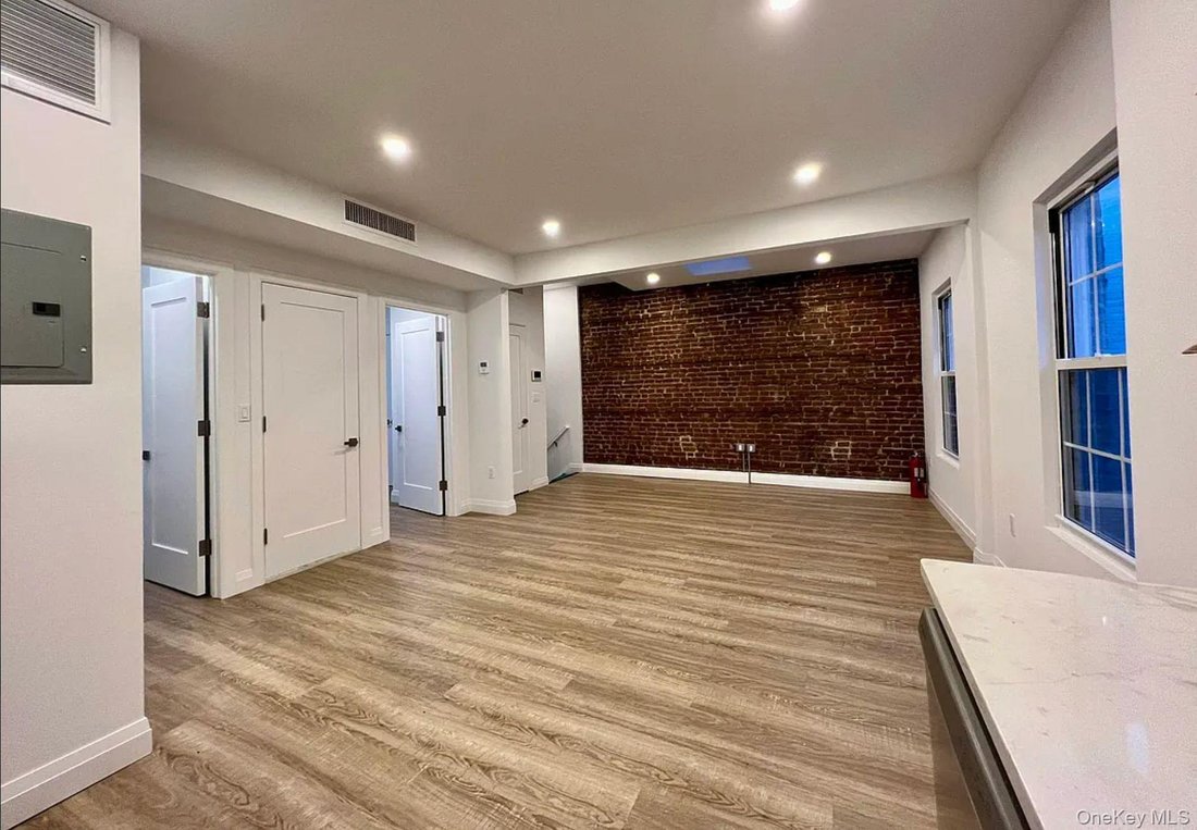 House in New York, New York, United States 2 - 17726637