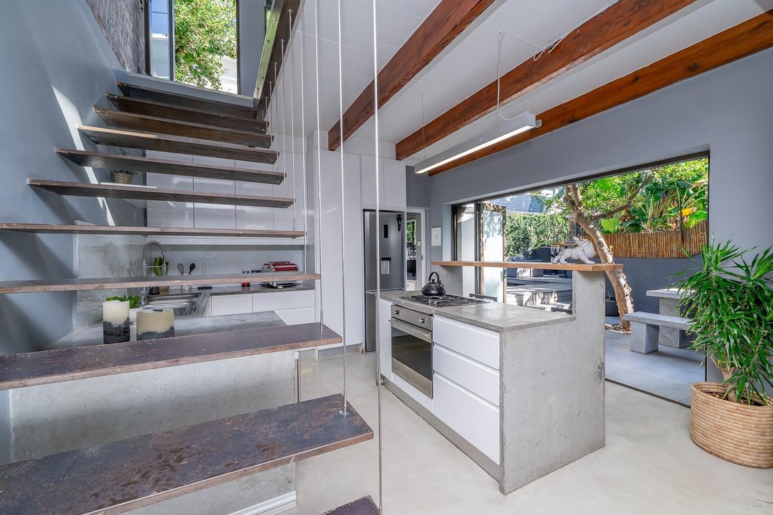 Apartment in Green Point, Cape Town, South Africa 2 - 17729720