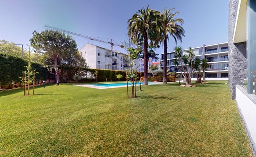 Apartment in Parede, Lisbon, Portugal 1