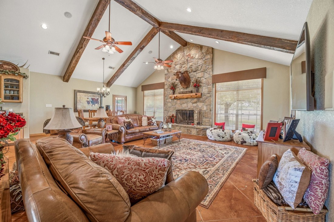 Farm Ranch in De Leon, Texas, United States 4 - 17728465