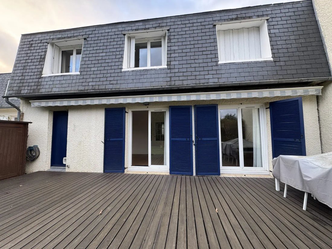 House in Nord, Chambourcy, France 1 - 17727433