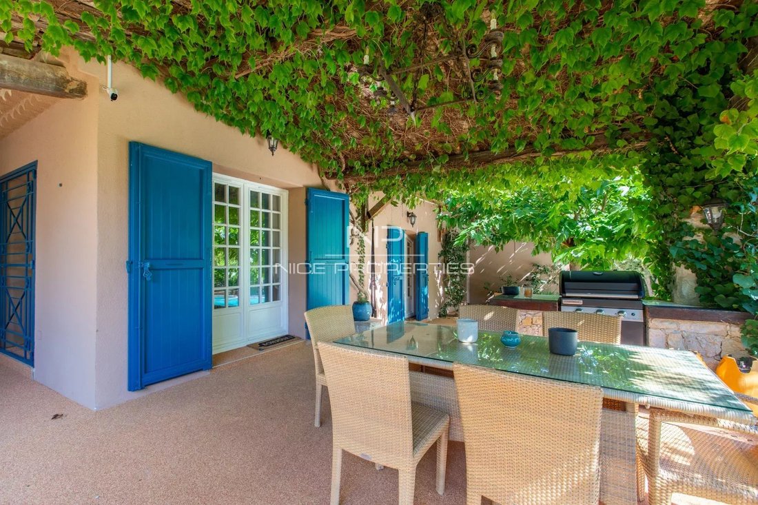 Villa in Nice, Provence-Alpes-Côte d'Azur, France 1 - 17727914