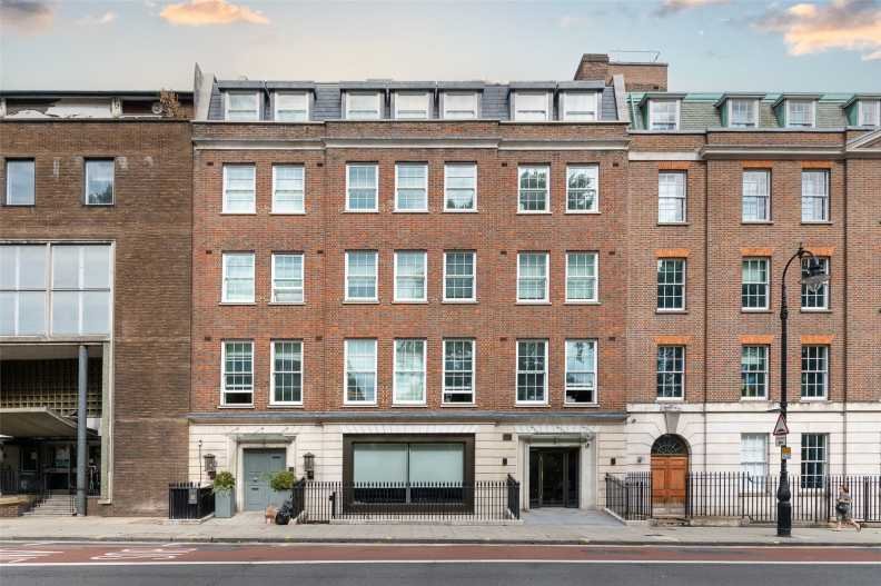 Apartment in Holborn, Camden, England 1 - 17729483