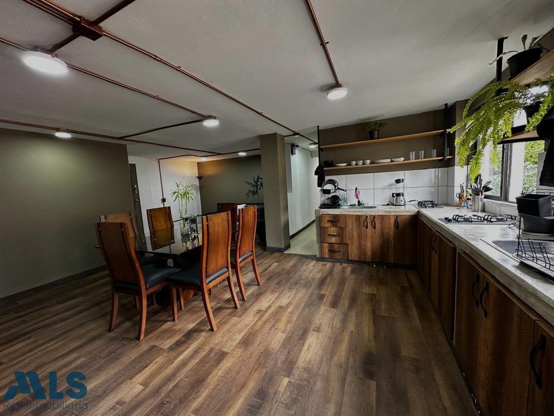 Apartment in Medellín, Antioquia, Colombia 5 - 17727409