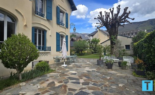 House in Bagnères-de-Luchon, Occitania, France 1