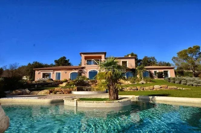 Estate in Mougins, Provence-Alpes-Côte d'Azur, France 3 - 17727677