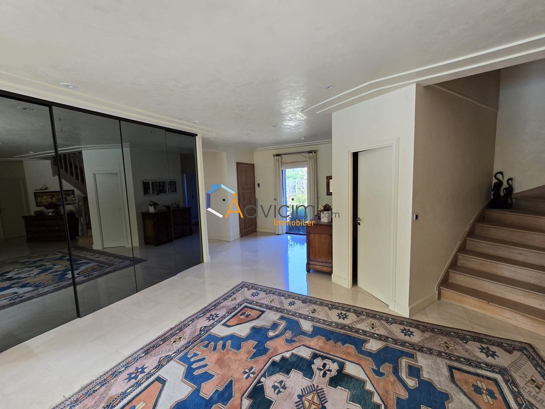 Villa in Saint-Denis-en-Val, Centre-Val de Loire, France 2 - 17732427