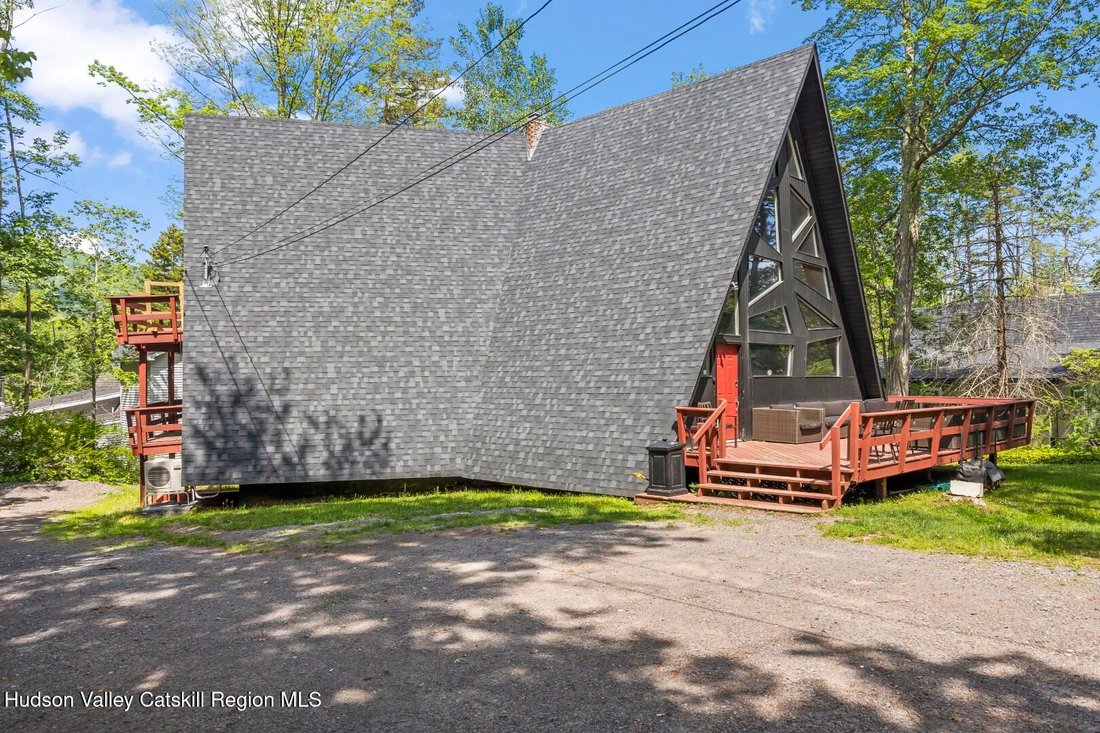 House in Hunter, New York, United States 3 - 17729415