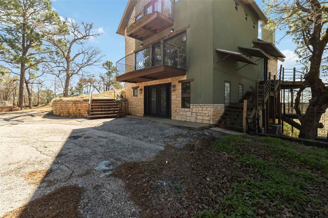 House in Bastrop, Texas, United States 2 - 17729817
