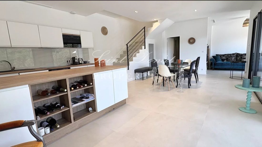 Villa in Nice, Provence-Alpes-Côte d'Azur, France 4 - 17727577