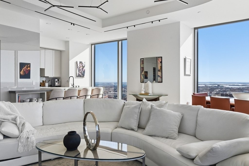 Condo in Boston, Massachusetts, United States 4 - 17381864
