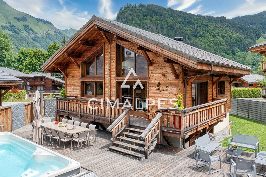 Villa in Morzine, Auvergne-Rhône-Alpes, France 1 - 17047969