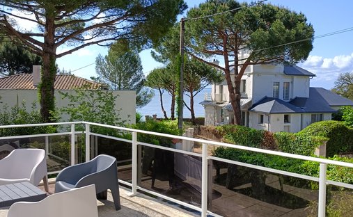 Apartment in Saint-Palais-sur-Mer, Nouvelle-Aquitaine, France 1
