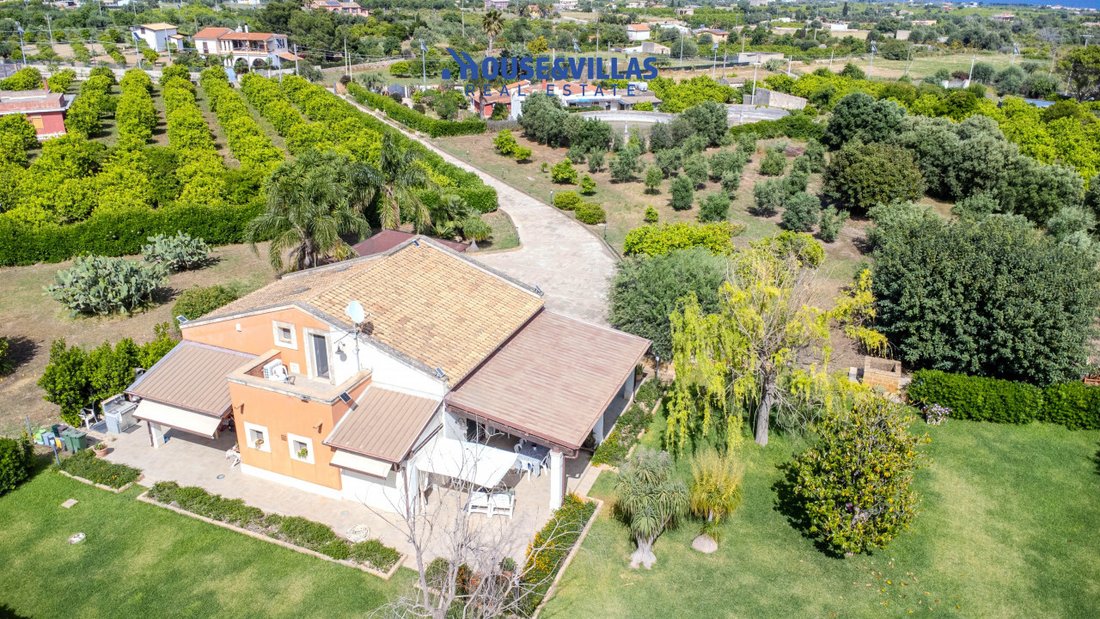 Villa in Avola, Sicily, Italy 1 - 17728414