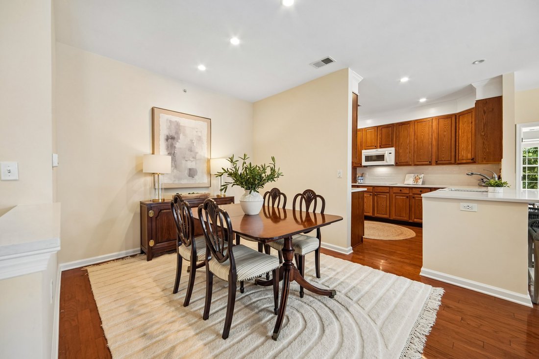 Condo in Little Falls, New Jersey, United States 5 - 17726322