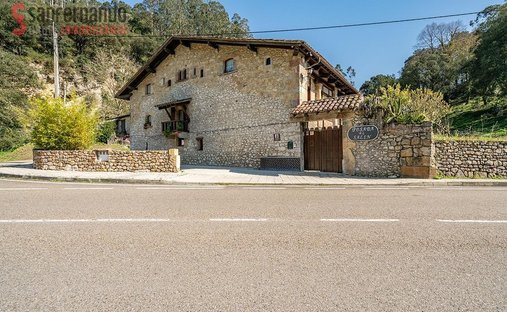 Country House in Val de San Vicente, Cantabria, Spain 1