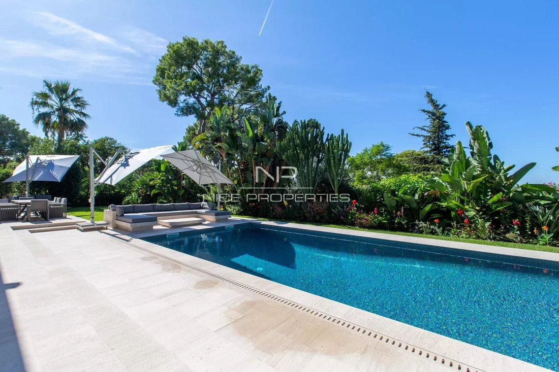Estate in Saint-Jean-Cap-Ferrat, Provence-Alpes-Côte d'Azur, France 5 - 17727932