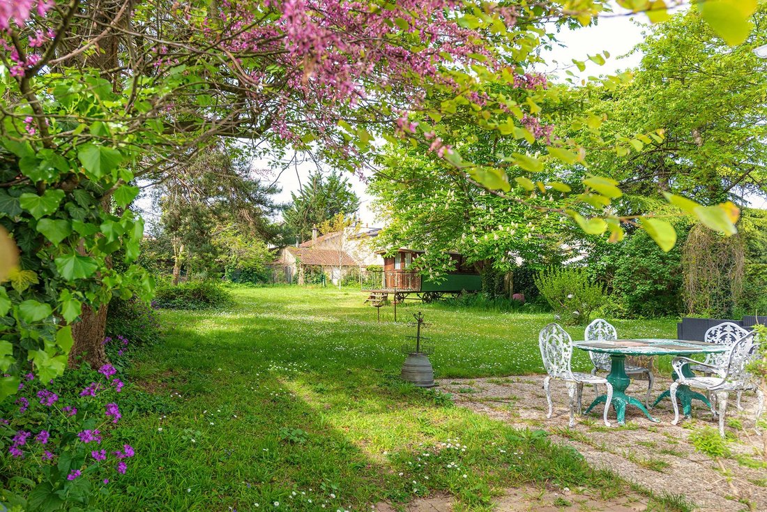 Townhouse in Adamville, Saint-Maur-des-Fossés, France 2 - 17564549