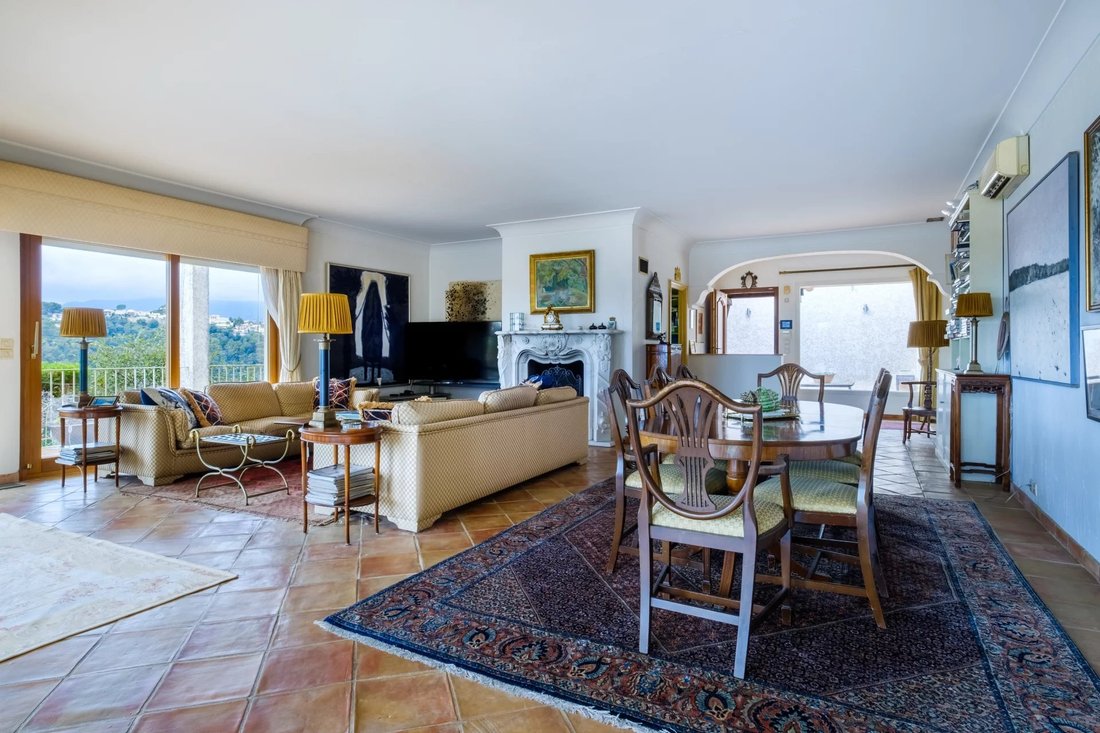 Villa in Nord et Ouest, Eyguières, France 5 - 17730829