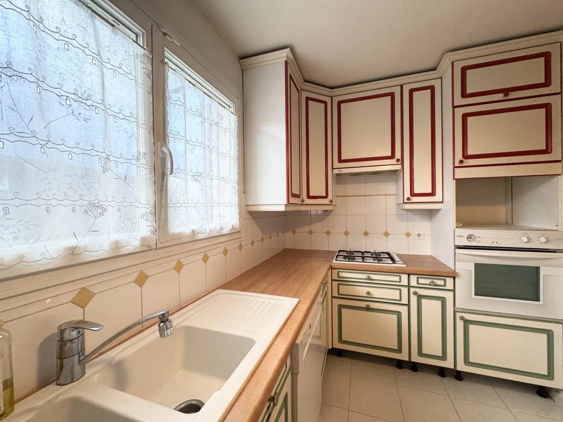 House in Nord, Chambourcy, France 4 - 17727433