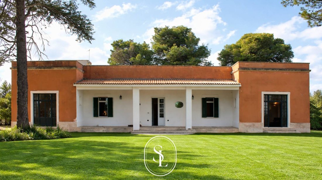 Villa in Monteroni di Lecce, Apulia, Italy 1 - 16619697