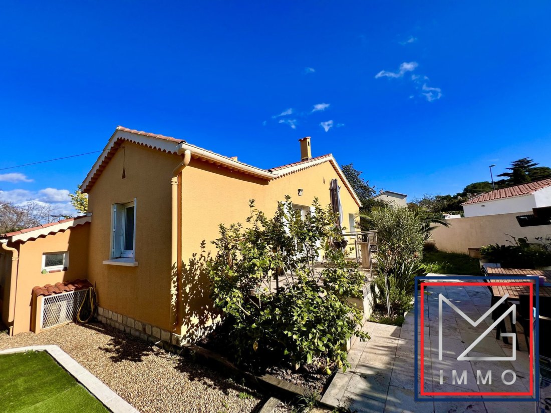 House in Six-Fours-les-Plages, Provence-Alpes-Côte d'Azur, France 2 - 17065466