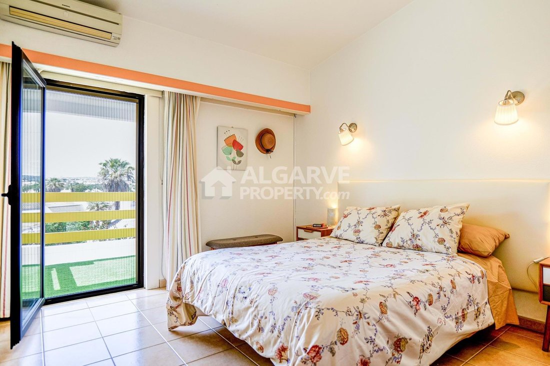 Villa in Vilamoura, Quarteira, Algarve 4 - 17728739