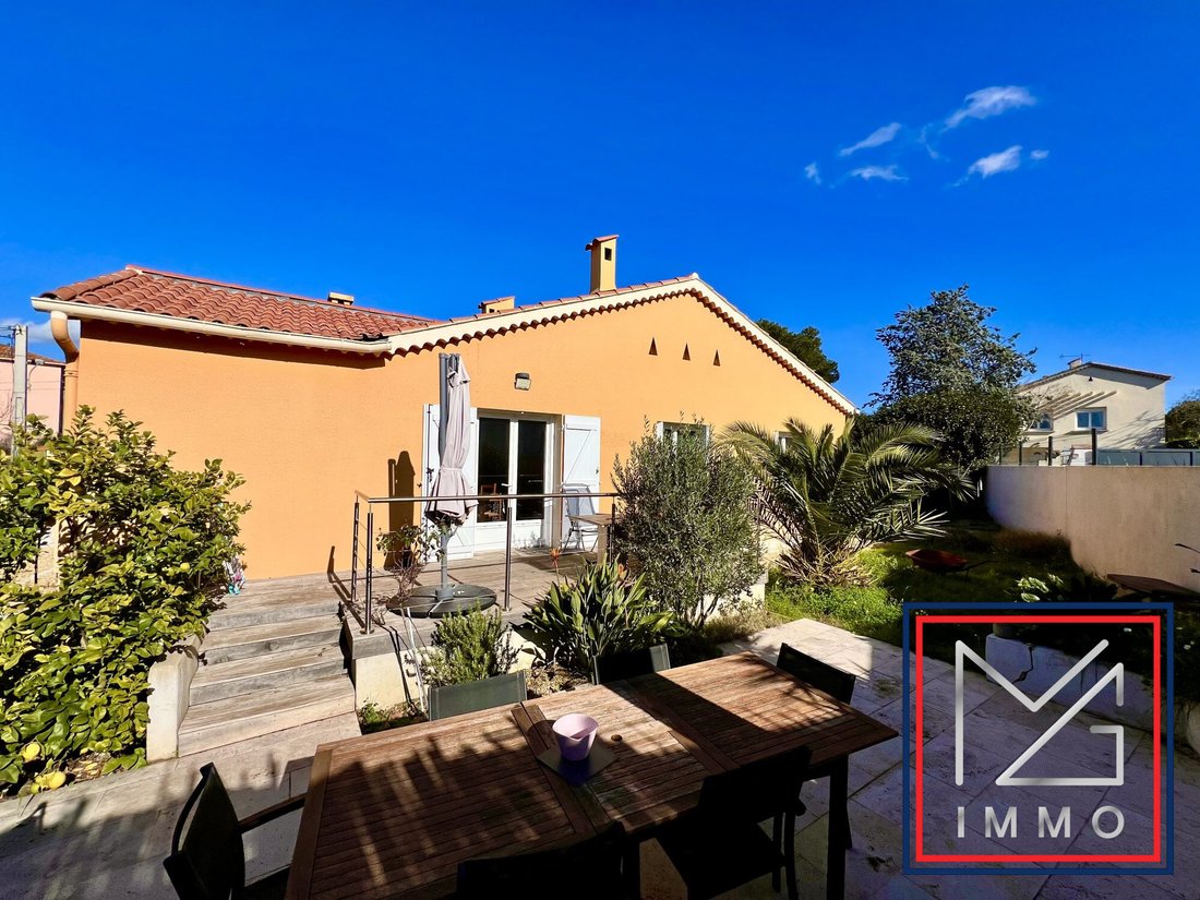 House in Six-Fours-les-Plages, Provence-Alpes-Côte d'Azur, France 3 - 17065466