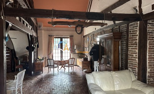 House in Courtenay, Centre-Val de Loire, France 1