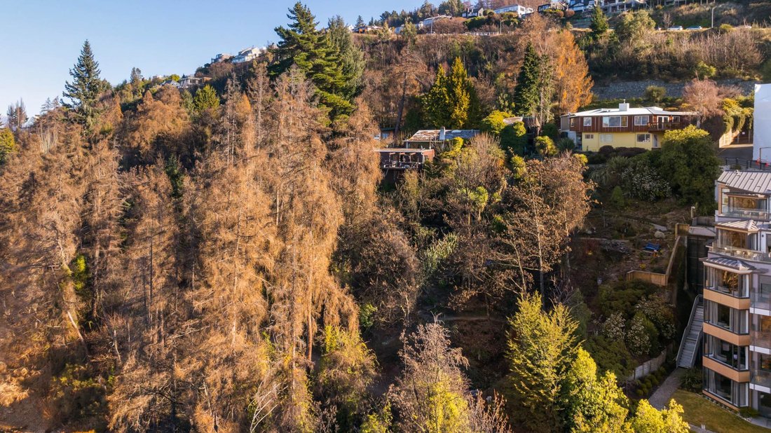 House in Queenstown, Otago, New Zealand 1 - 17732213