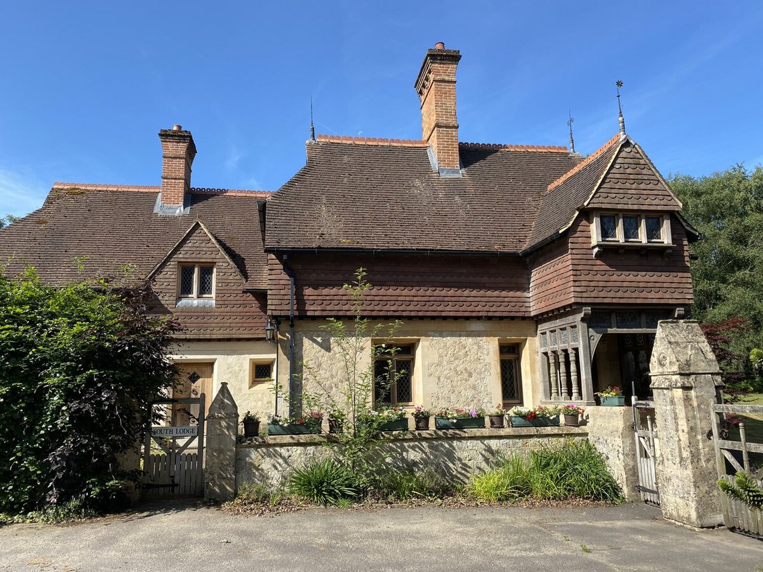 House in Blackmoor, Selborne, England 1 - 17729755